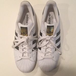 Men’s Adidas shoes size 11